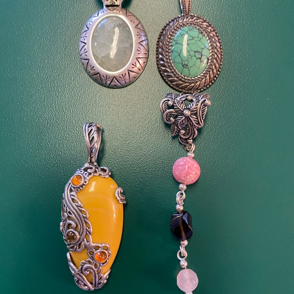Set of 4 Pendant Set